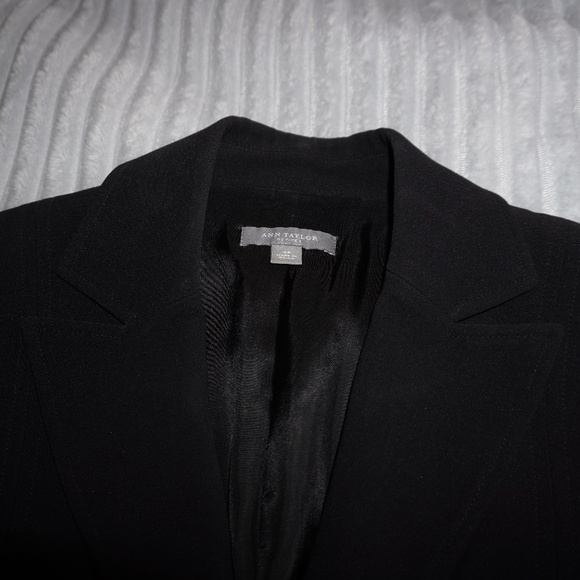 Ann Taylor Black Blazer jacket with pockets - Picture 2 of 5